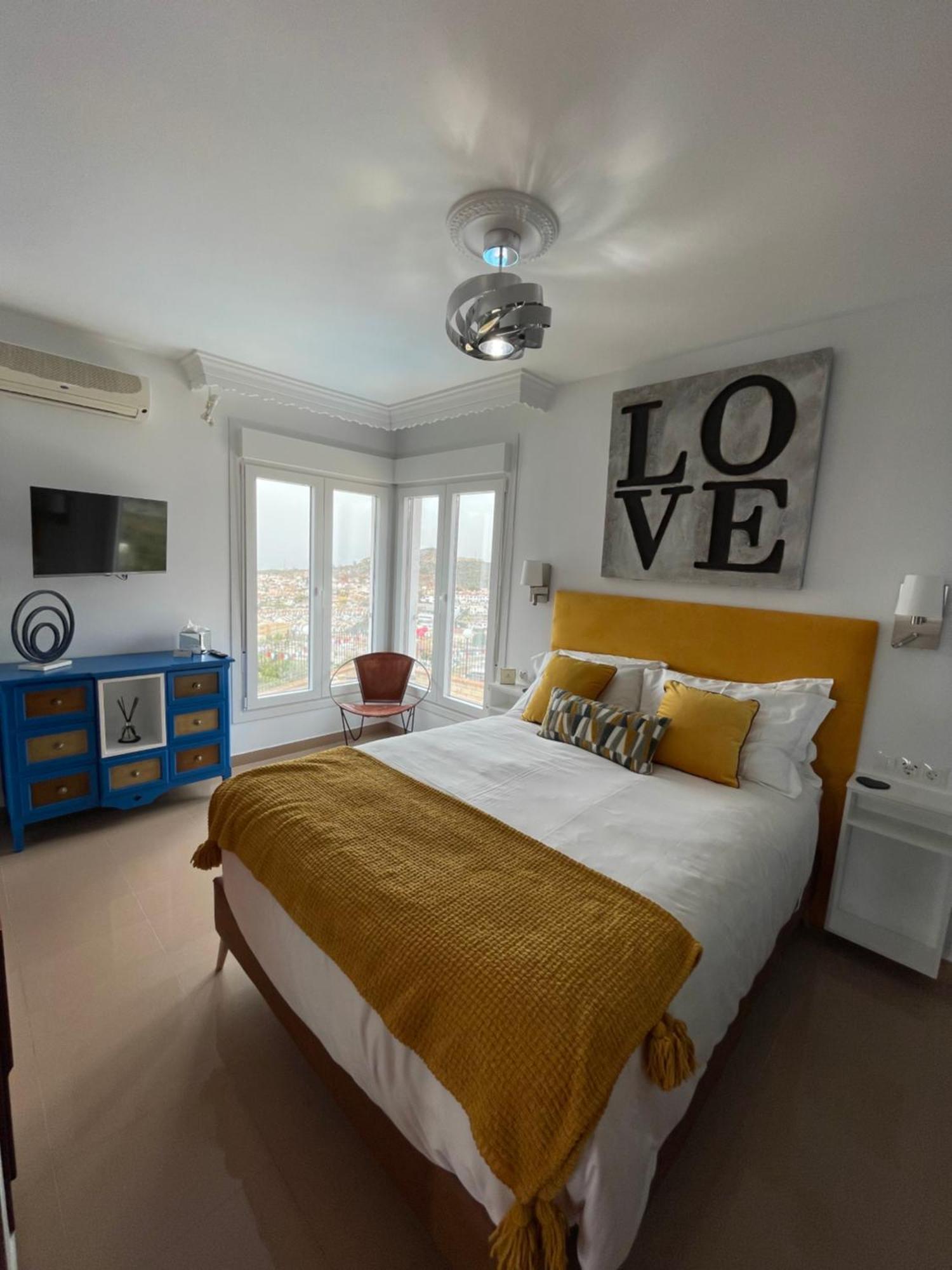 Cariad Boutique Bed & Breakfast La Cala Del Moral Exterior photo